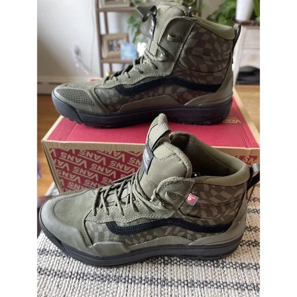 Vans Sneakers UltraRange Gore-Tex MTE-2 Grape Leaf Warped‎ Check Green Men 8 New